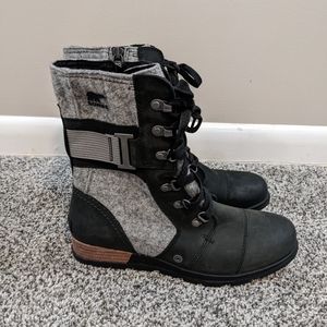 Sorel major Carly combat boots